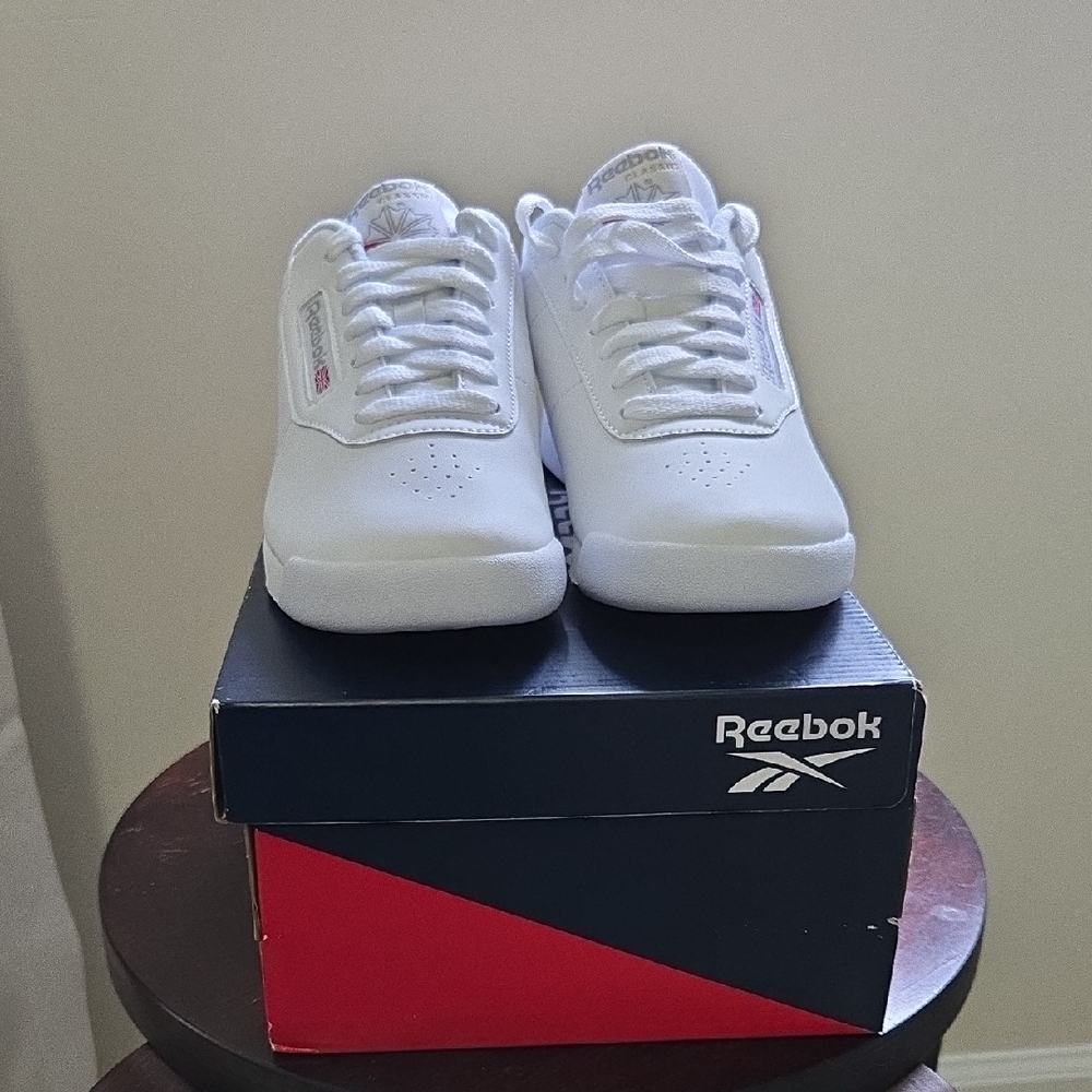 Reebok Classic White Athletic Shoes